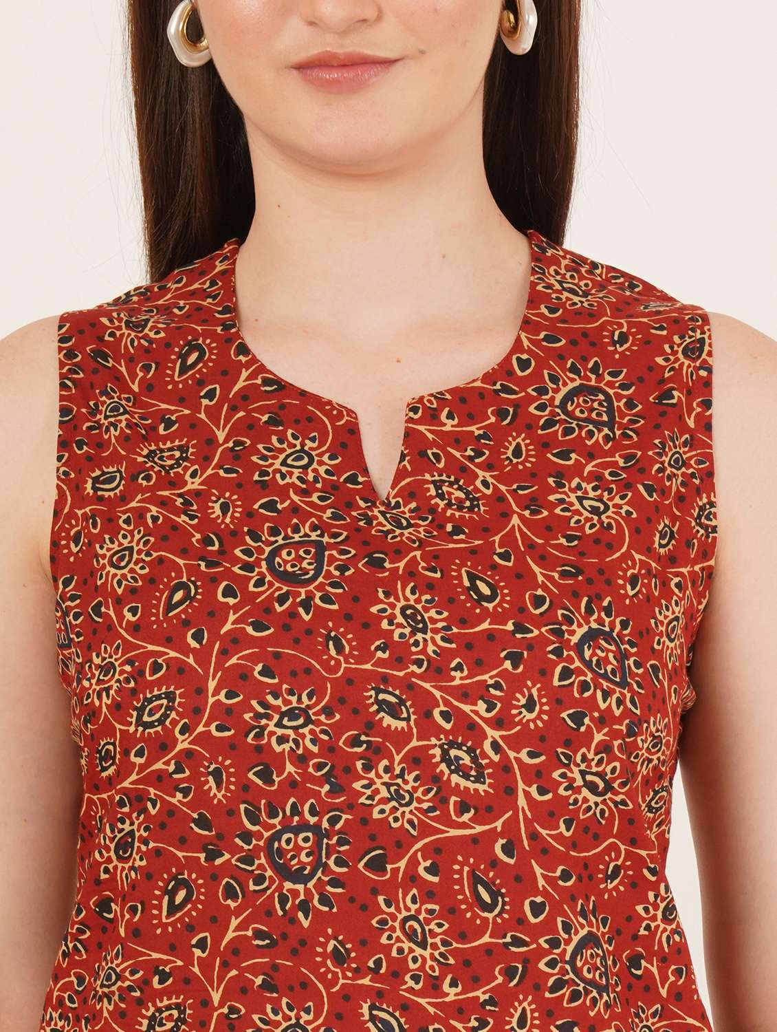 women printed sleeveless straight kurti - 22072589 - Standard Image - 7