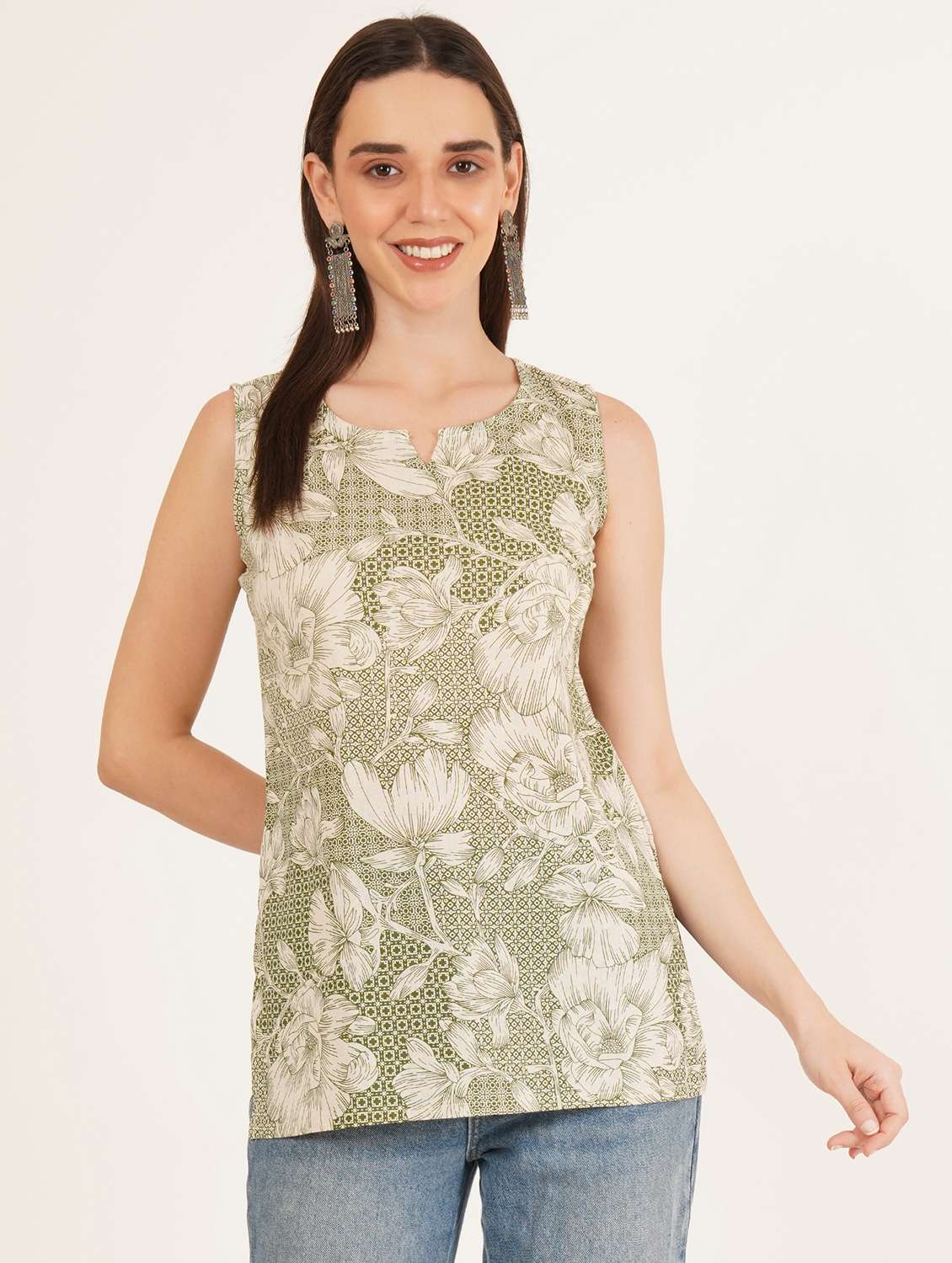 women floral printed sleeveless straight kurti