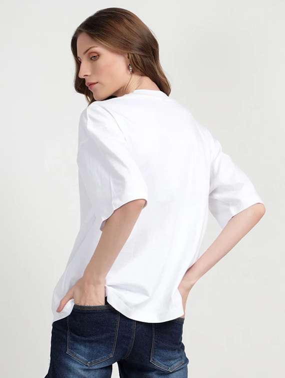 women front print round neck oversized t-shirt - 22072758 -  Standard Image - 2