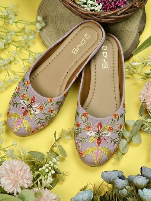 women embroidered slip on jutis - 22072765 -  Standard Image - 0