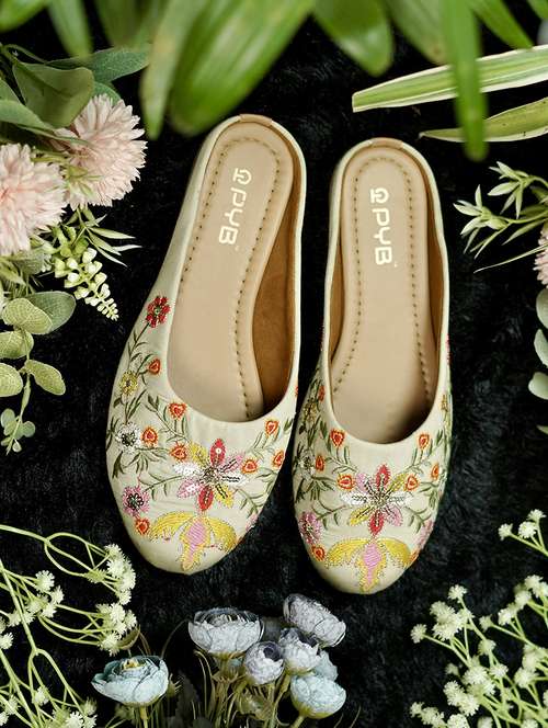 women embroidered slip on jutis - 22072769 -  Standard Image - 0