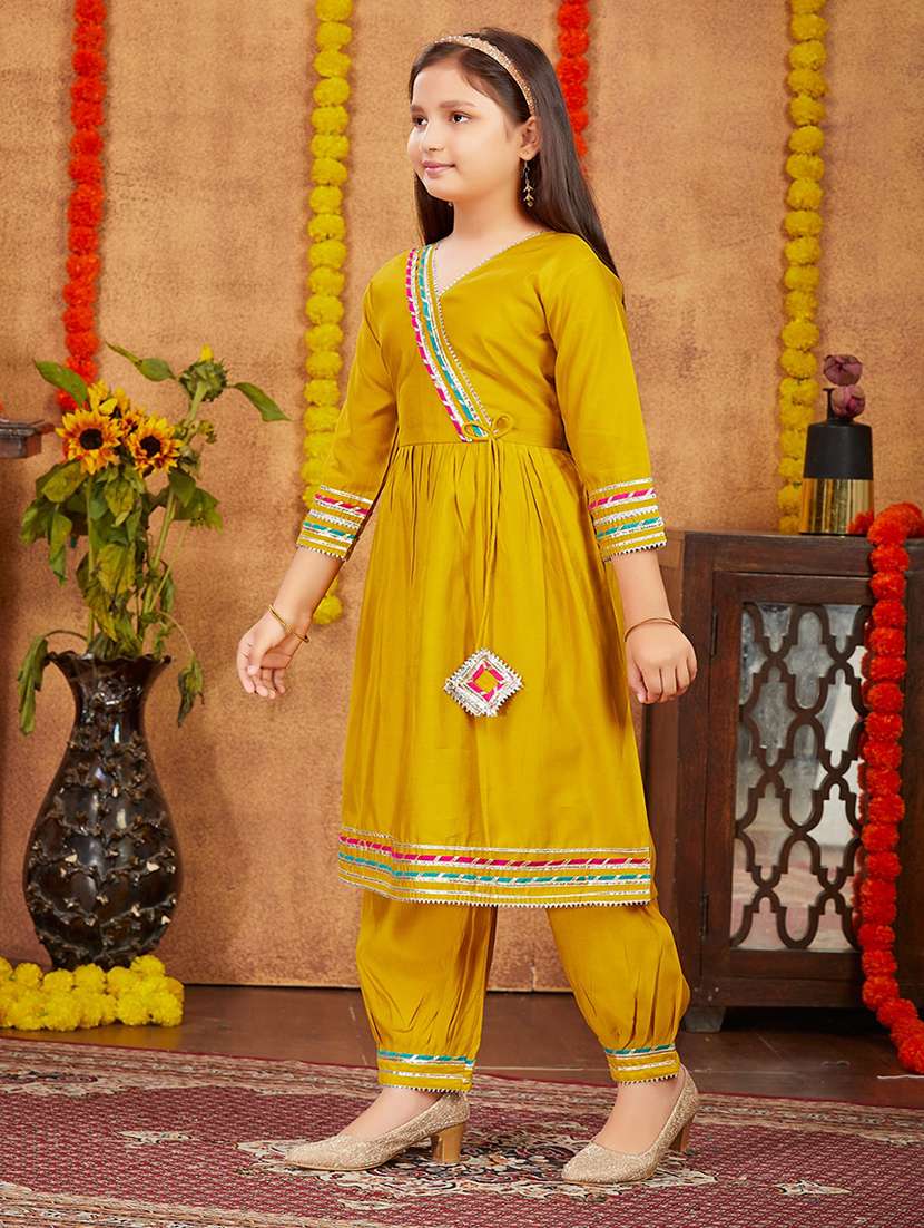 girls solidthree quarter sleeve kurta and salwar set  - 22072829 -  Standard Image - 2