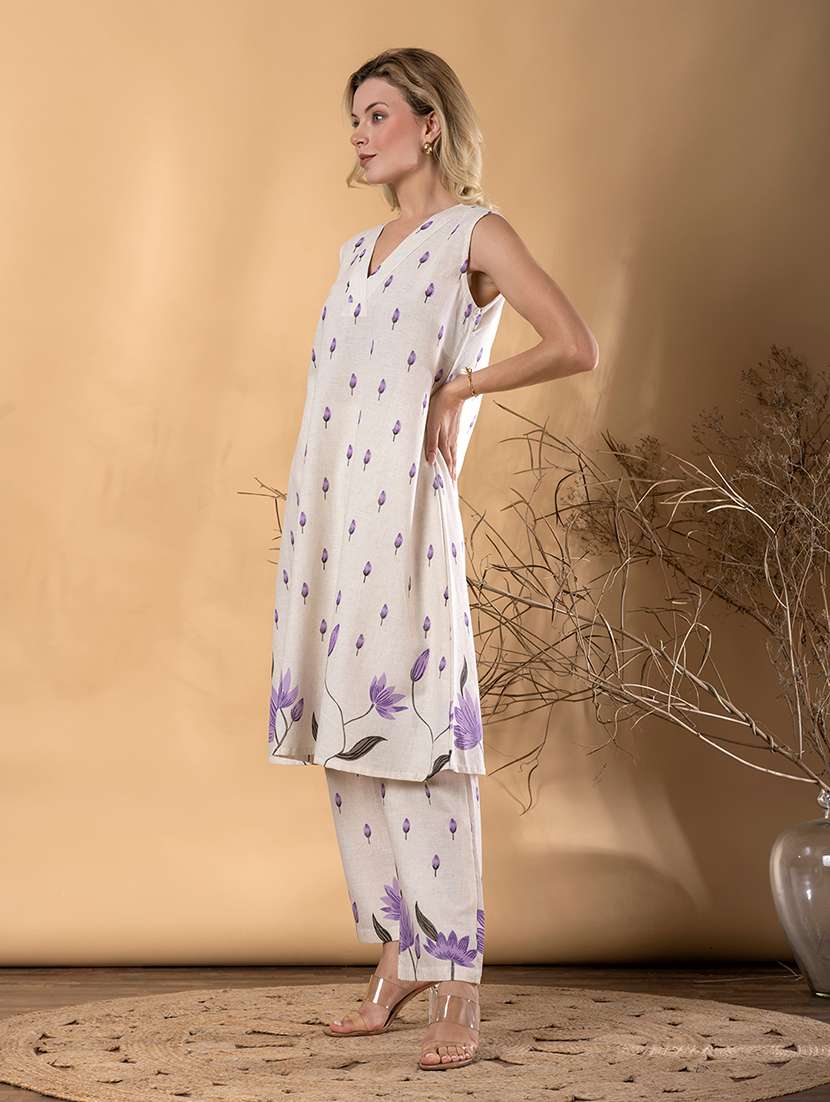 women floral printed sleeveless kurta pant set - 22072868 -  Standard Image - 2