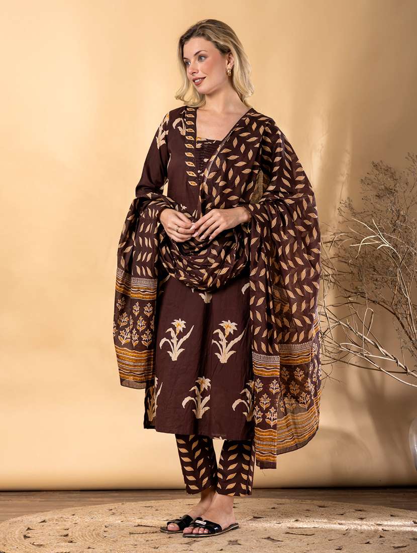 women printed three quarter sleeve kurta pant with dupatta set - 22072869 -  Standard Image - 2