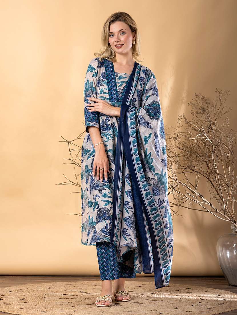 women floral printed three quarter sleeve kurta pant with dupatta set - 22072871 -  Standard Image - 2