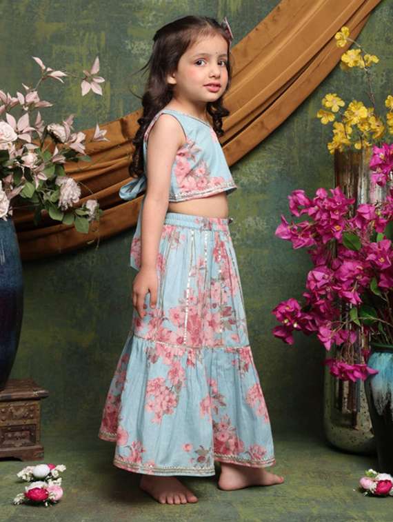 girls floral print sleveeless lehenga choli set - 22072988 -  Standard Image - 2