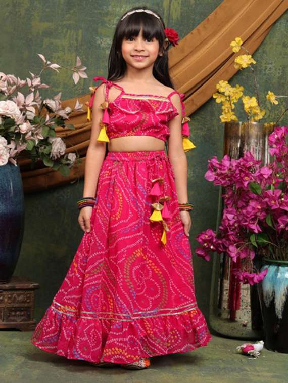 girls bandhani print sleveeless lehenga choli set - 22072989 - Standard Image - 2