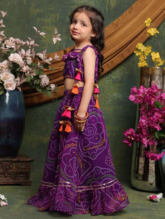 girls bandhani print sleveeless lehenga choli set - 22072990 -  Standard Image - 2