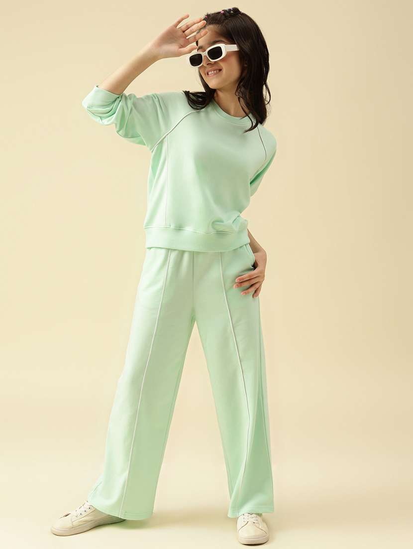 girls green solid active wear co-ord set