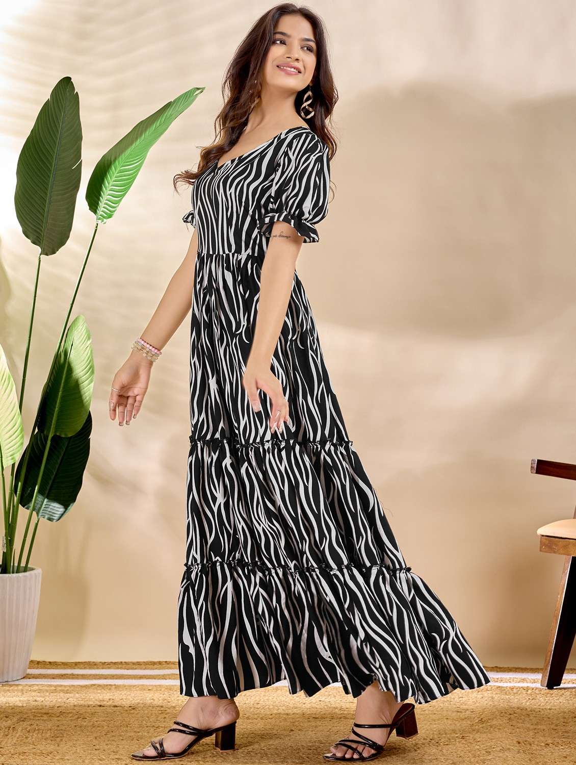 tiered printed maxi dress party wear - 22073776 - Standard Image - 2