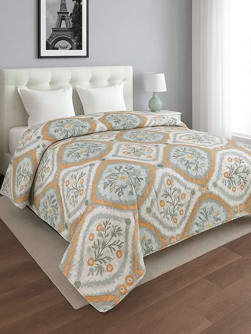 printed polyester double bed ac comforter - 22073925 - Standard Image - 0