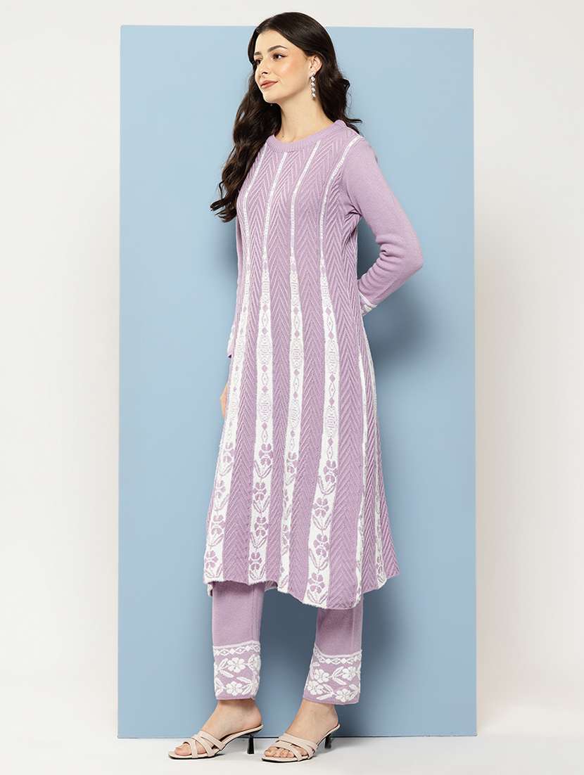 women self design long sleeve kurta pant with dupatta set - 22073990 -  Standard Image - 2