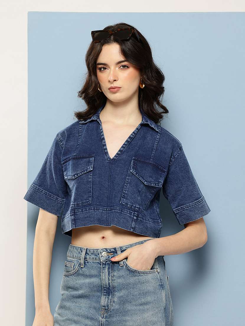 women solid collared denim crop top