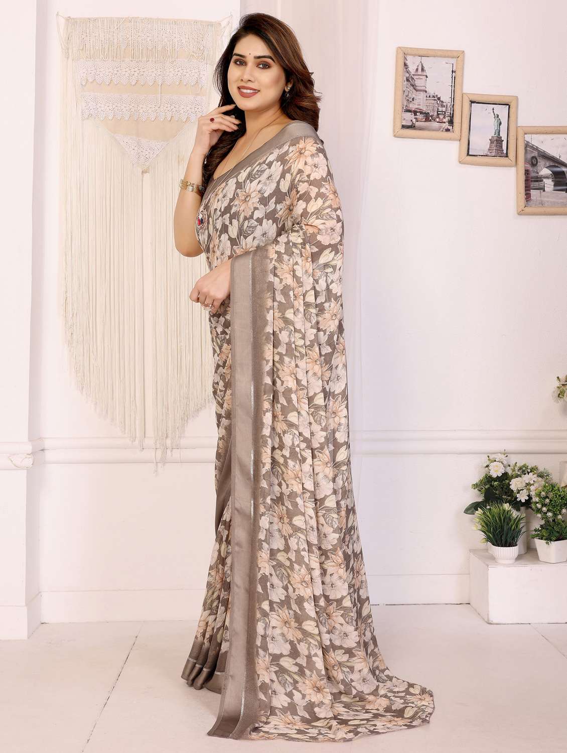 women floral printed saree with blouse - 22074116 -  Standard Image - 2