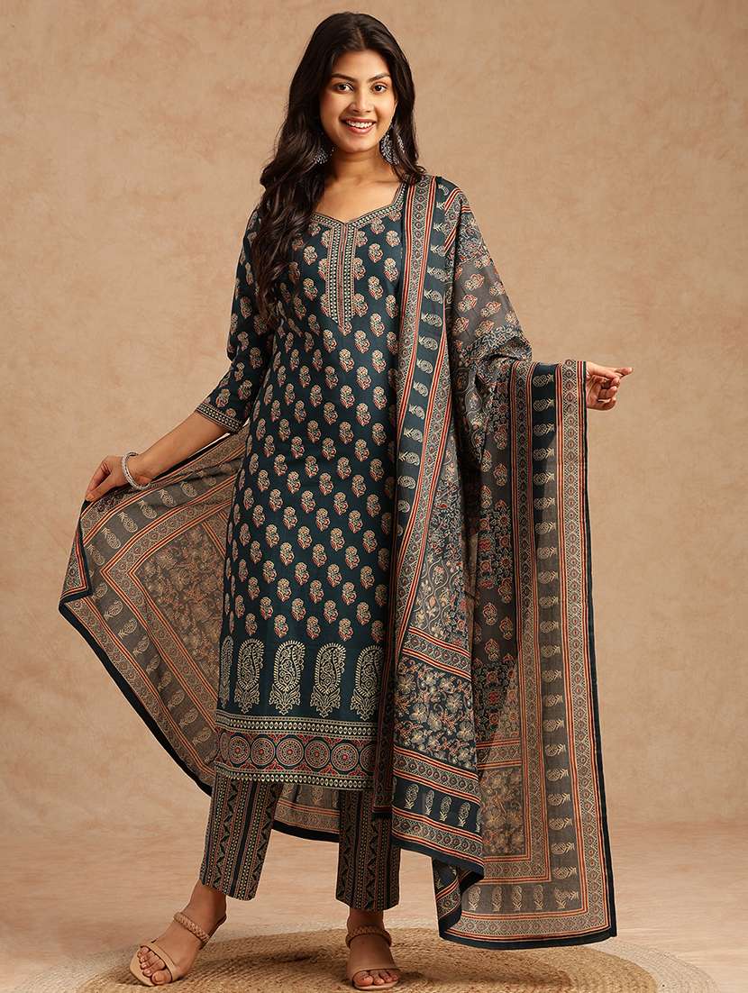 women printed three quarter sleeve kurta pant with dupatta set - 22074148 -  Standard Image - 2