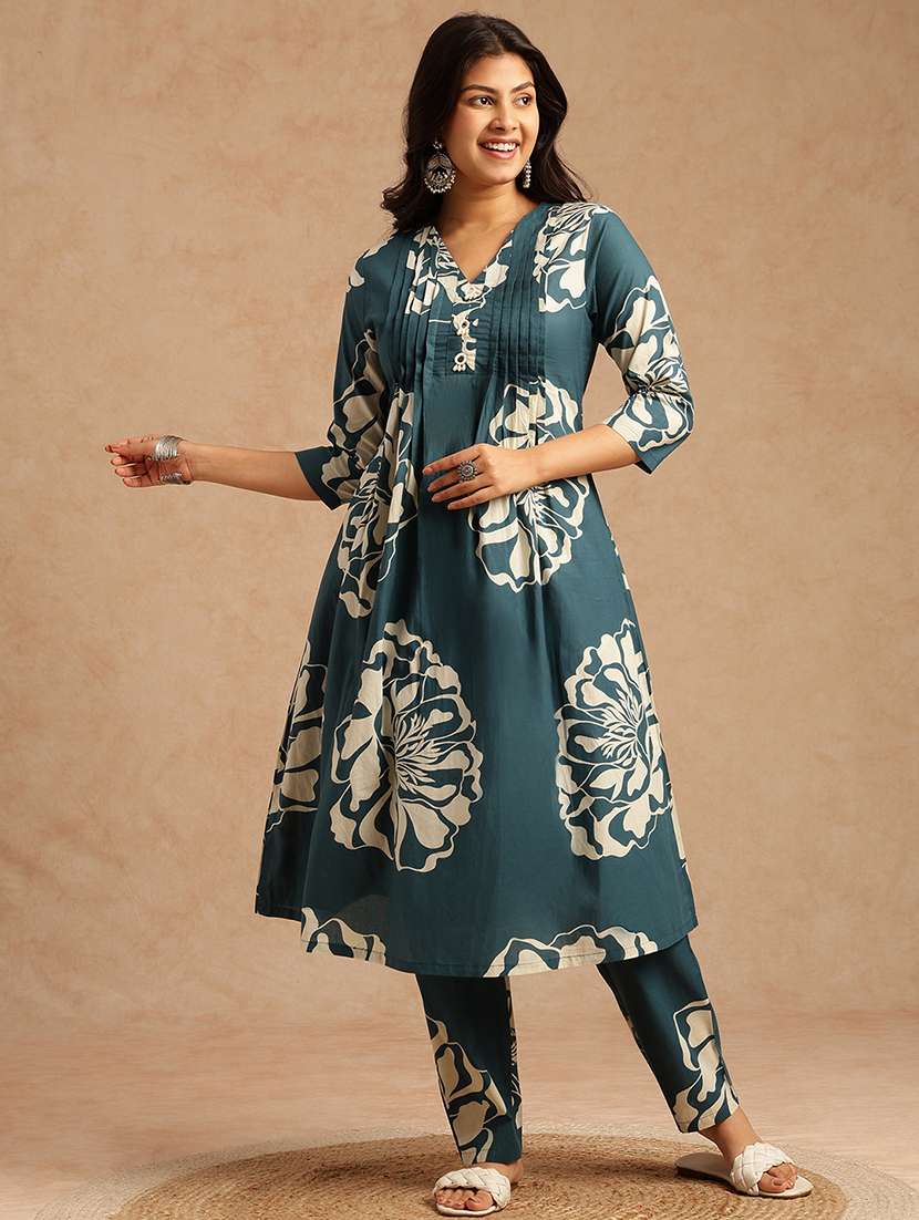 women printed three quarter sleeve kurta pant set - 22074154 - Standard Image - 2