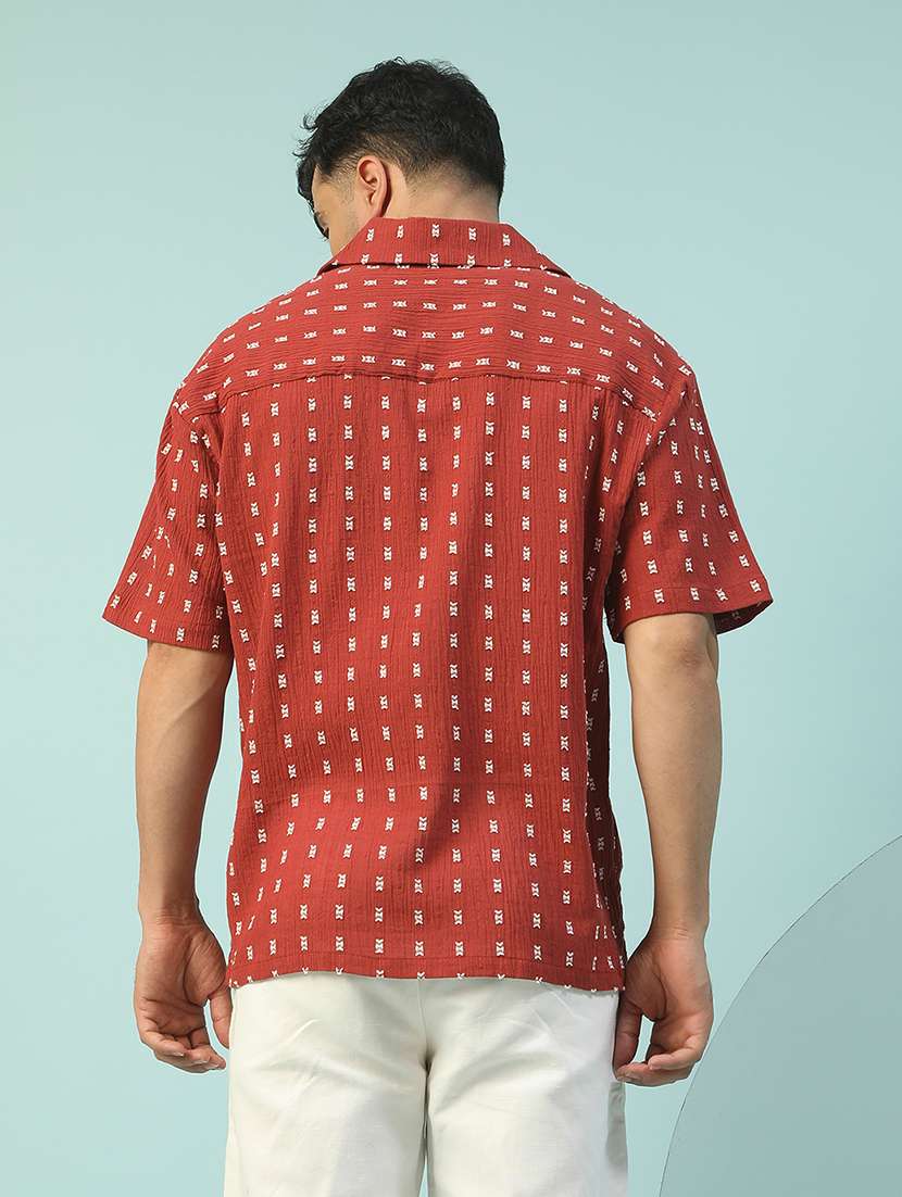 men self design short sleeve loose fit casual shirt - 22074206 - Standard Image - 2