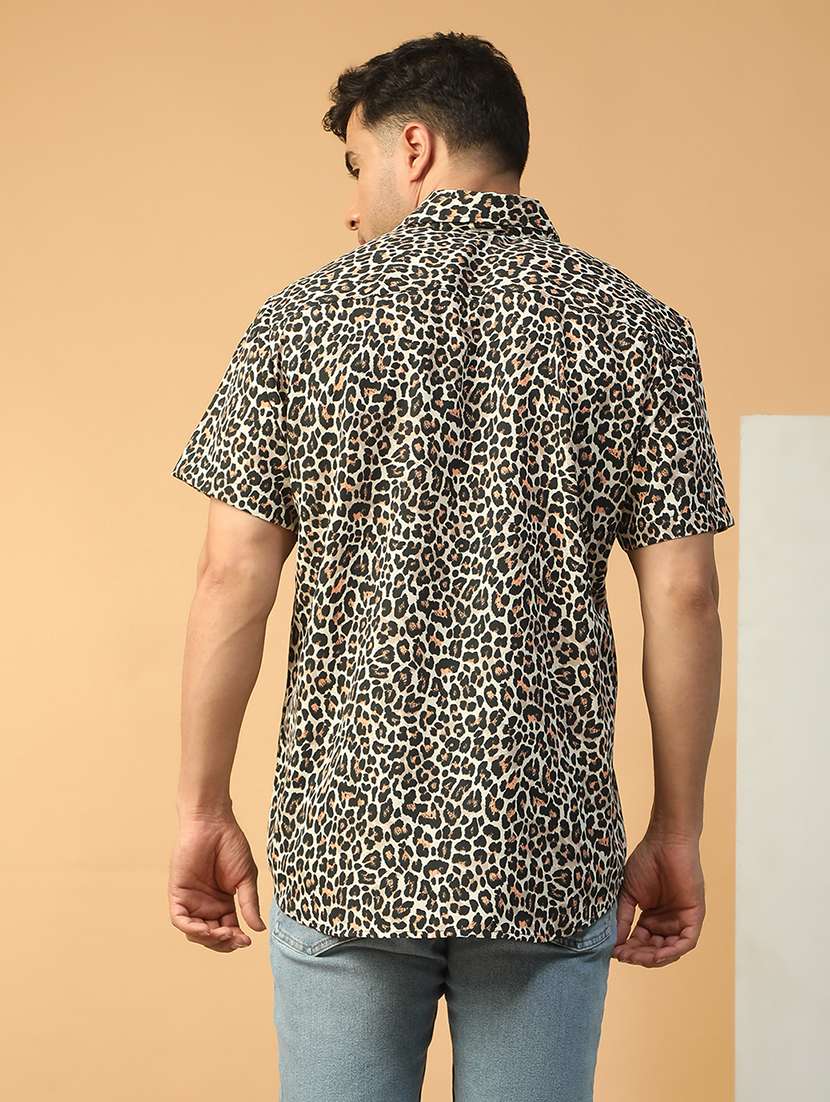 men animal printed short sleeve regular fit casual shirt - 22074214 -  Standard Image - 2