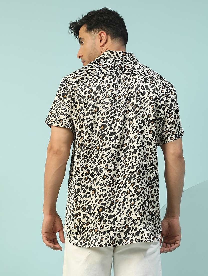 men animal printed short sleeve regular fit casual shirt - 22074224 -  Standard Image - 2