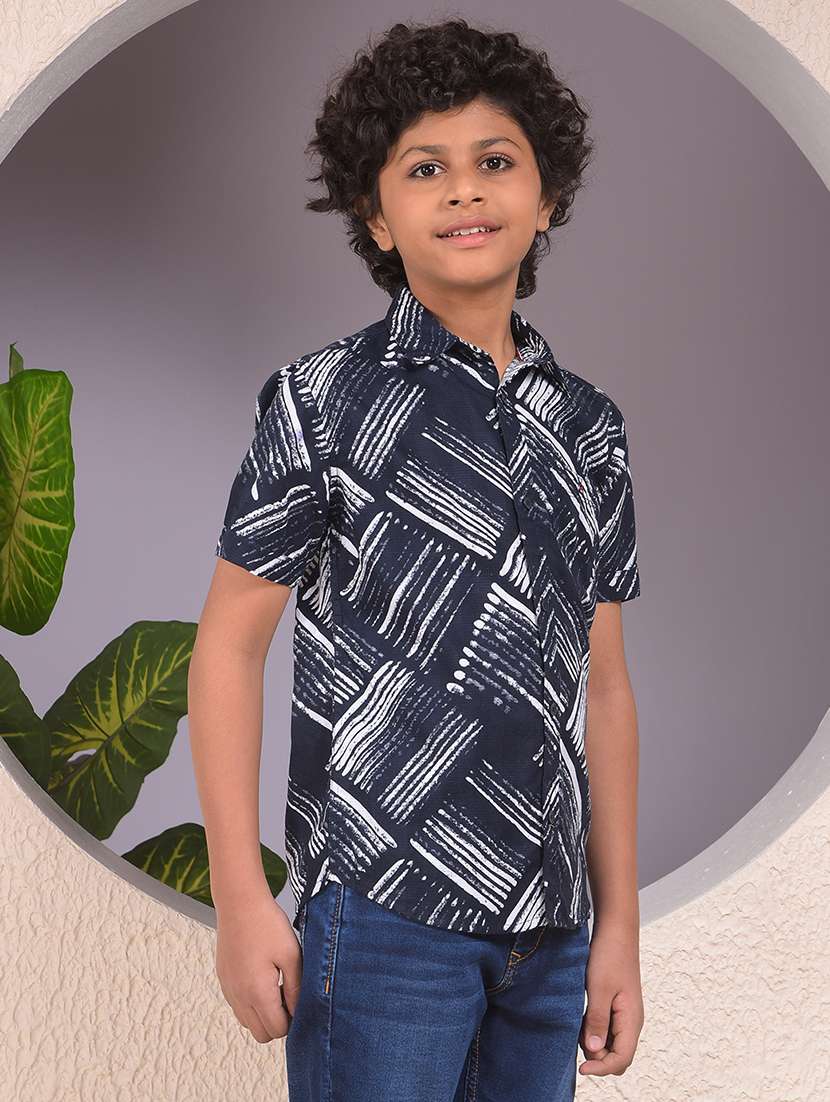 boys printed short sleeve casual shirt - 22074408 -  Standard Image - 2