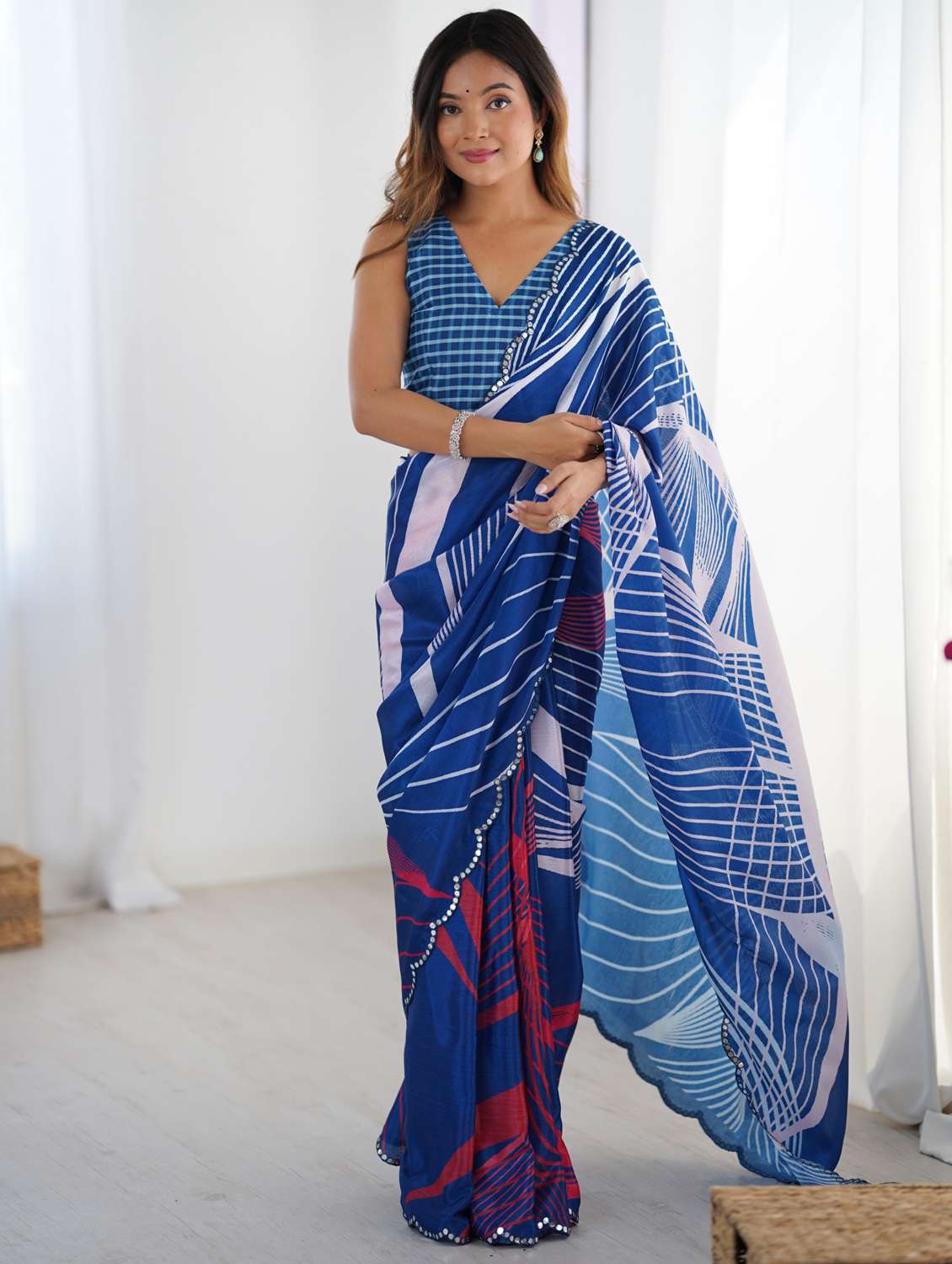 women printed casual wear saree with blouse