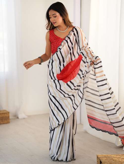 women printed casual wear saree with blouse - 22074507 -  Standard Image - 0