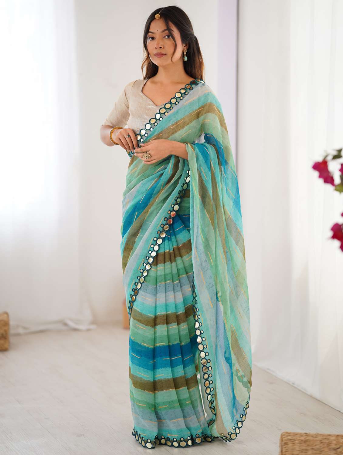 women printed casual wear saree with blouse