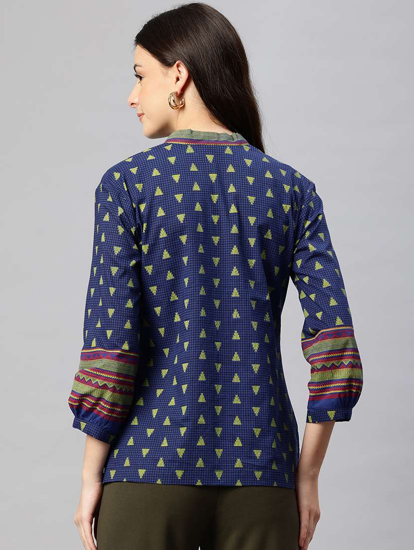 blue printed regular fit three quarter top - 22074690 - Standard Image - 2