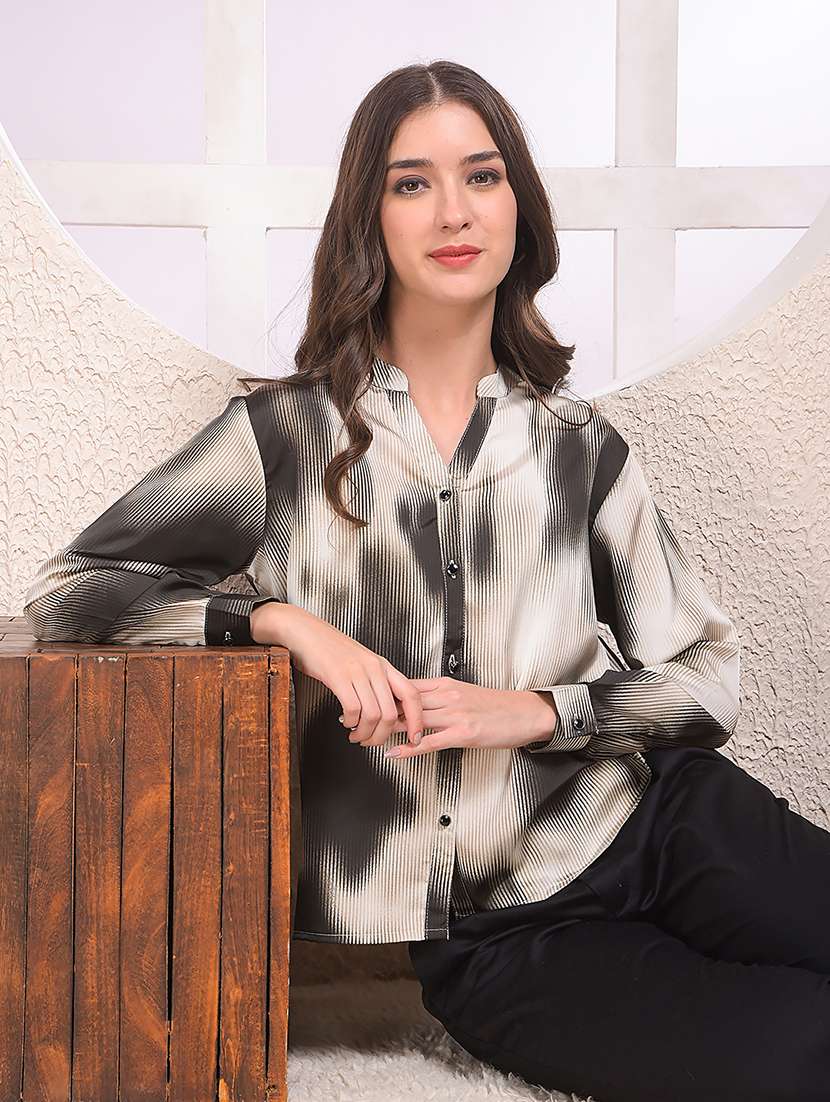 women printed collared long sleeve shirt