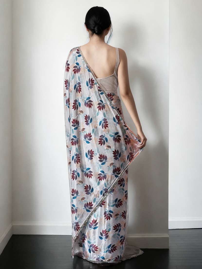 women printed casual wear saree with blouse - 22076058 - Standard Image - 2
