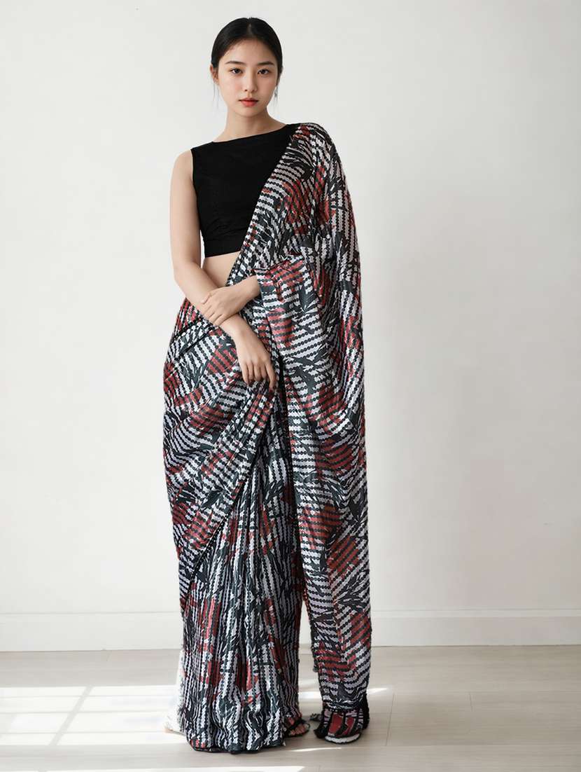 women printed casual wear saree with blouse