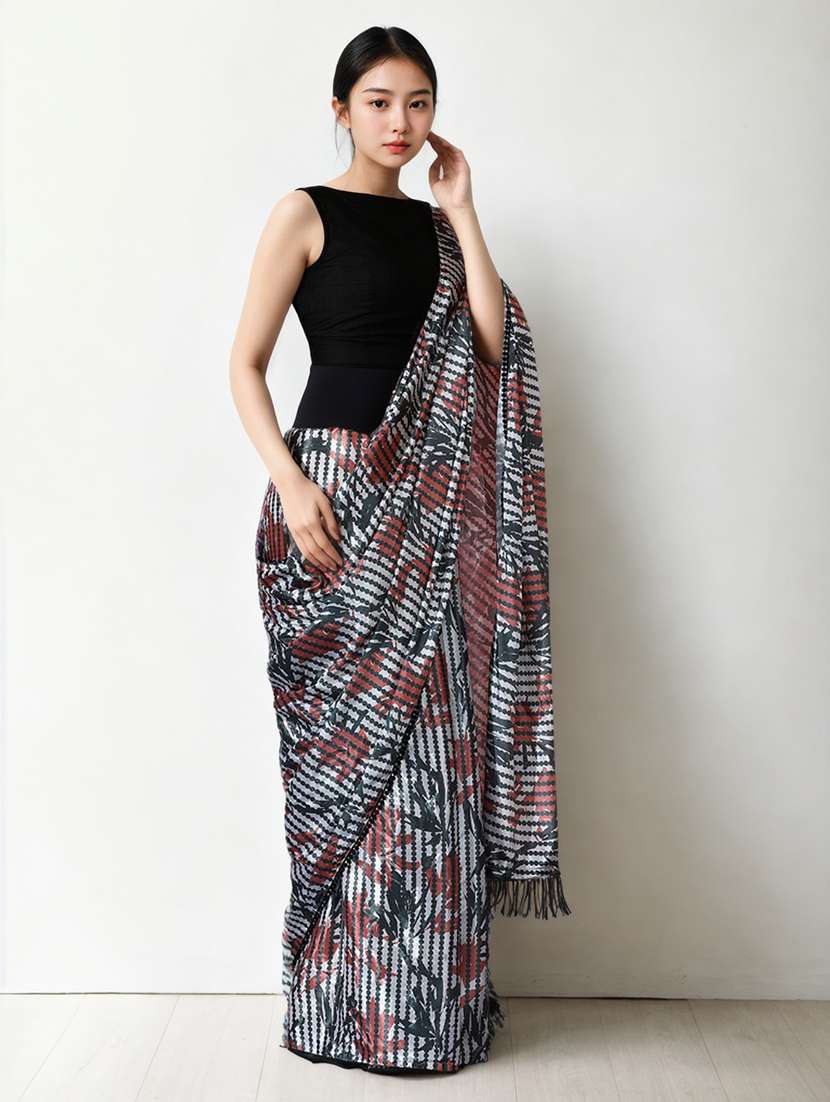 women printed casual wear saree with blouse - 22076062 - Standard Image - 2