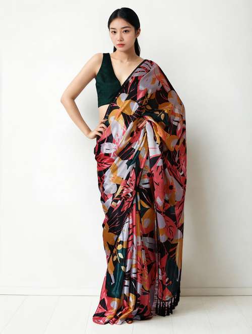 women printed casual wear saree with blouse - 22076066 - Standard Image - 0