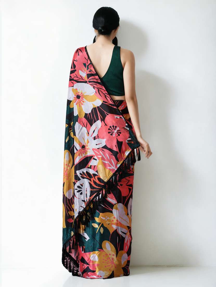 women printed casual wear saree with blouse - 22076066 - Standard Image - 2