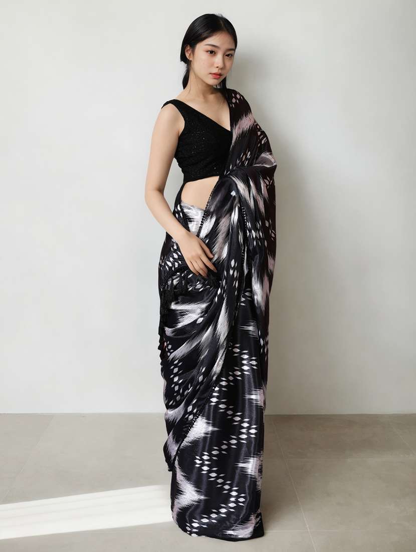 women printed casual wear saree with blouse - 22076084 - Standard Image - 2