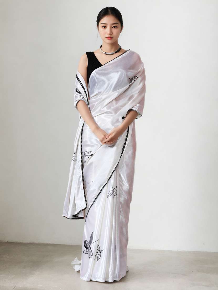 women printed casual wear saree with blouse - 22076101 -  Zoom Image - 0