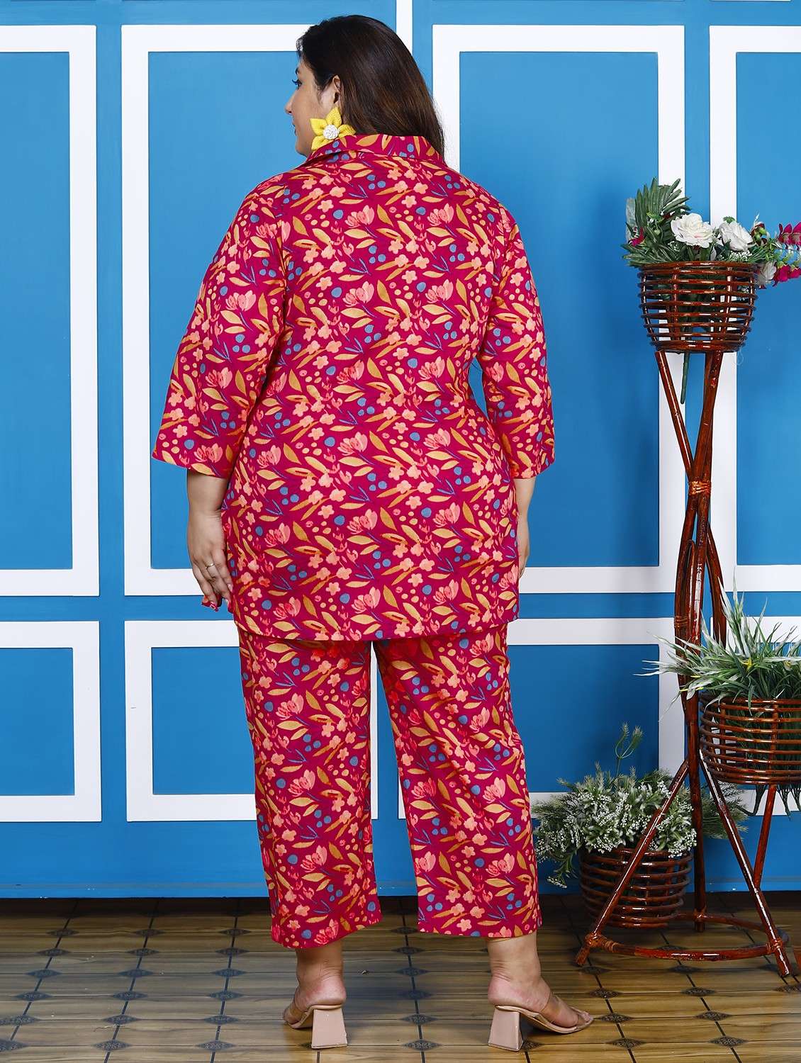 women three quarter sleeve plus size ethnic co-ord set - 22076438 -  Standard Image - 2