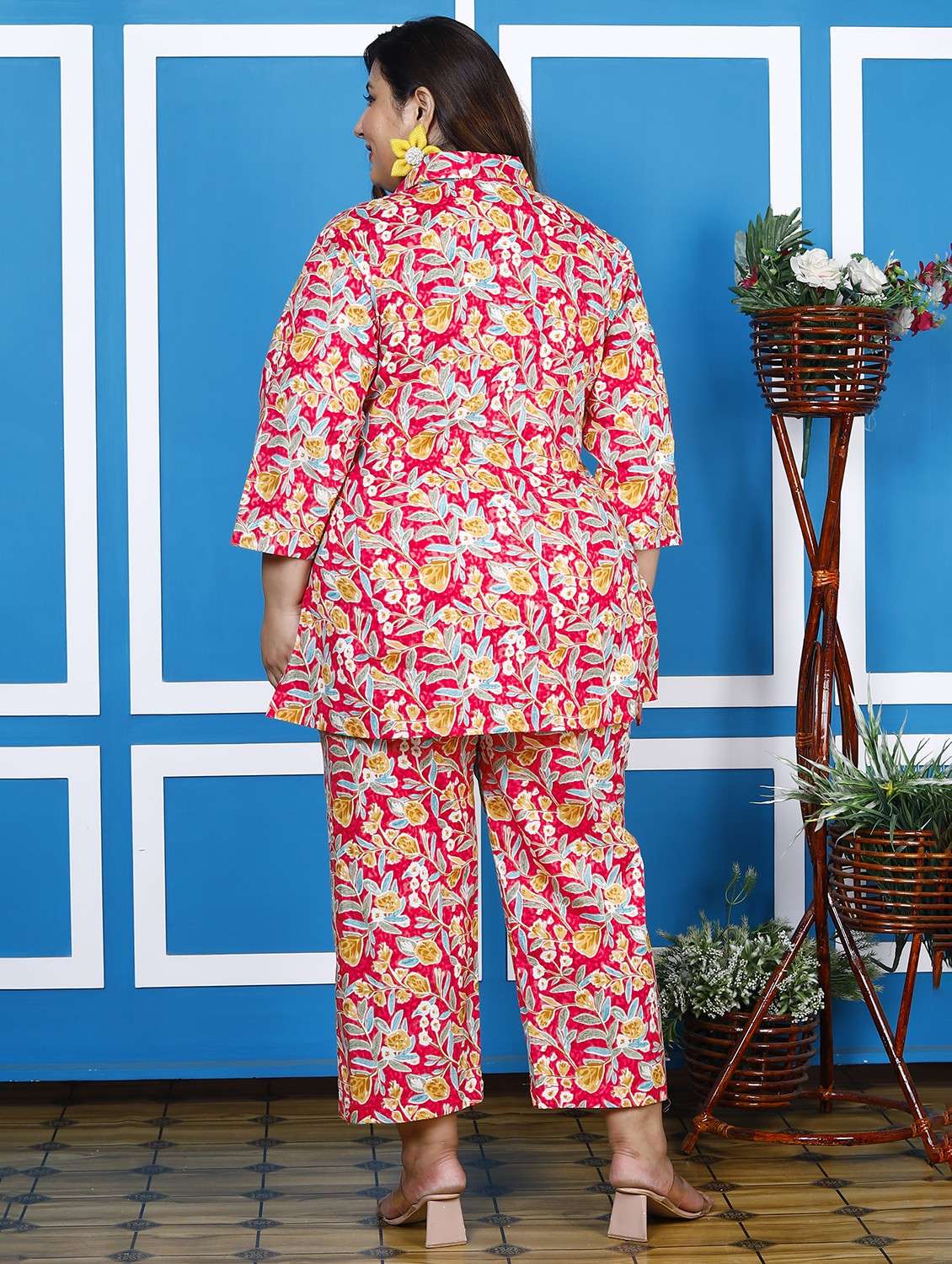 women three quarter sleeve plus size ethnic co-ord set - 22076439 -  Standard Image - 2