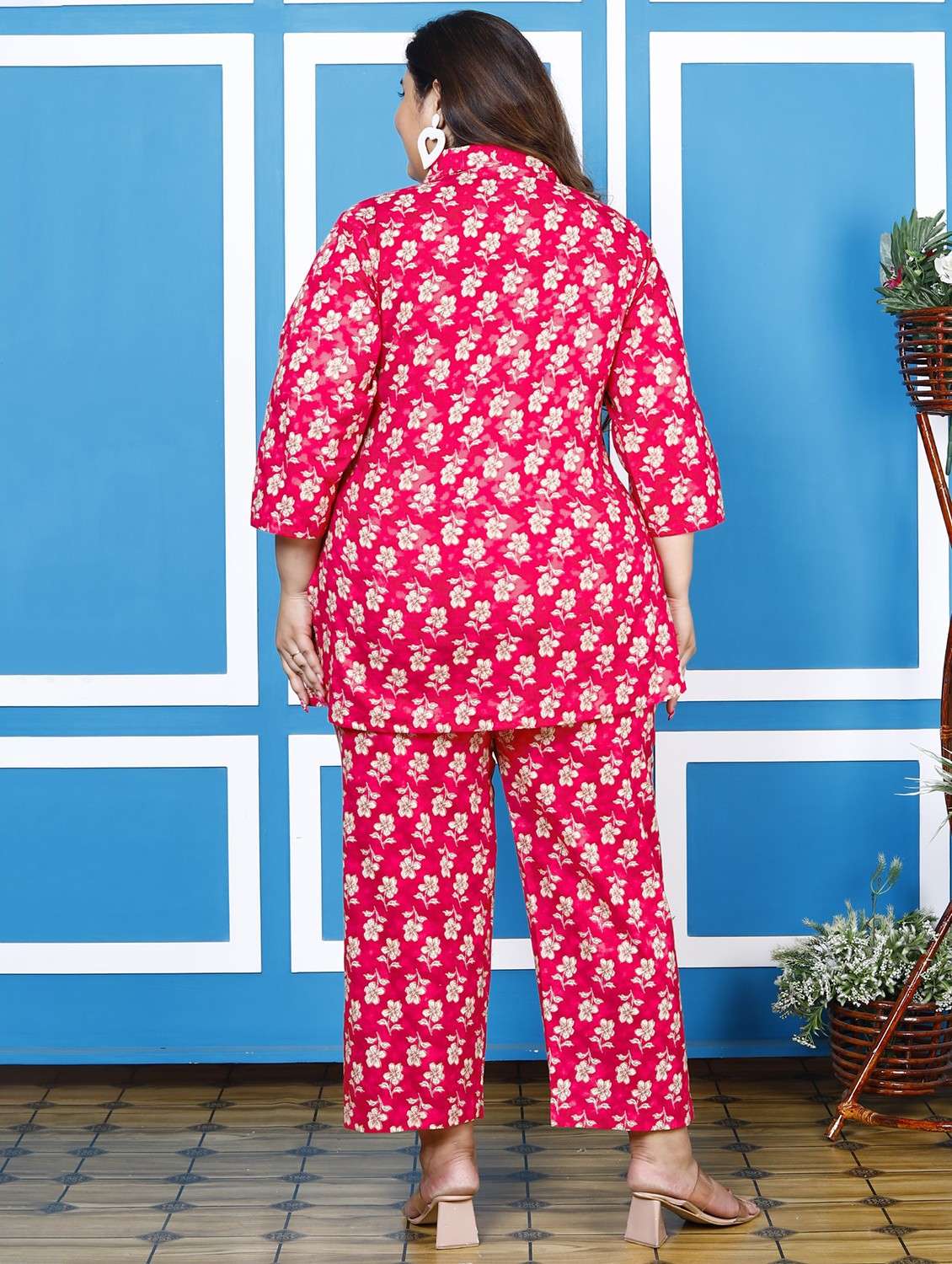 women three quarter sleeve plus size ethnic co-ord set - 22076440 -  Standard Image - 2