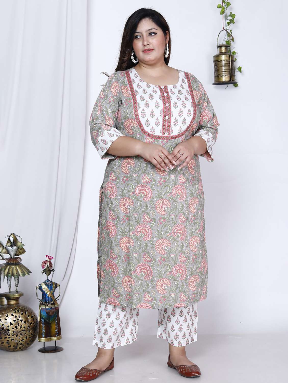 women floral printed three quarter sleeve kurta pant with dupatta set - 22076471 -  Standard Image - 2