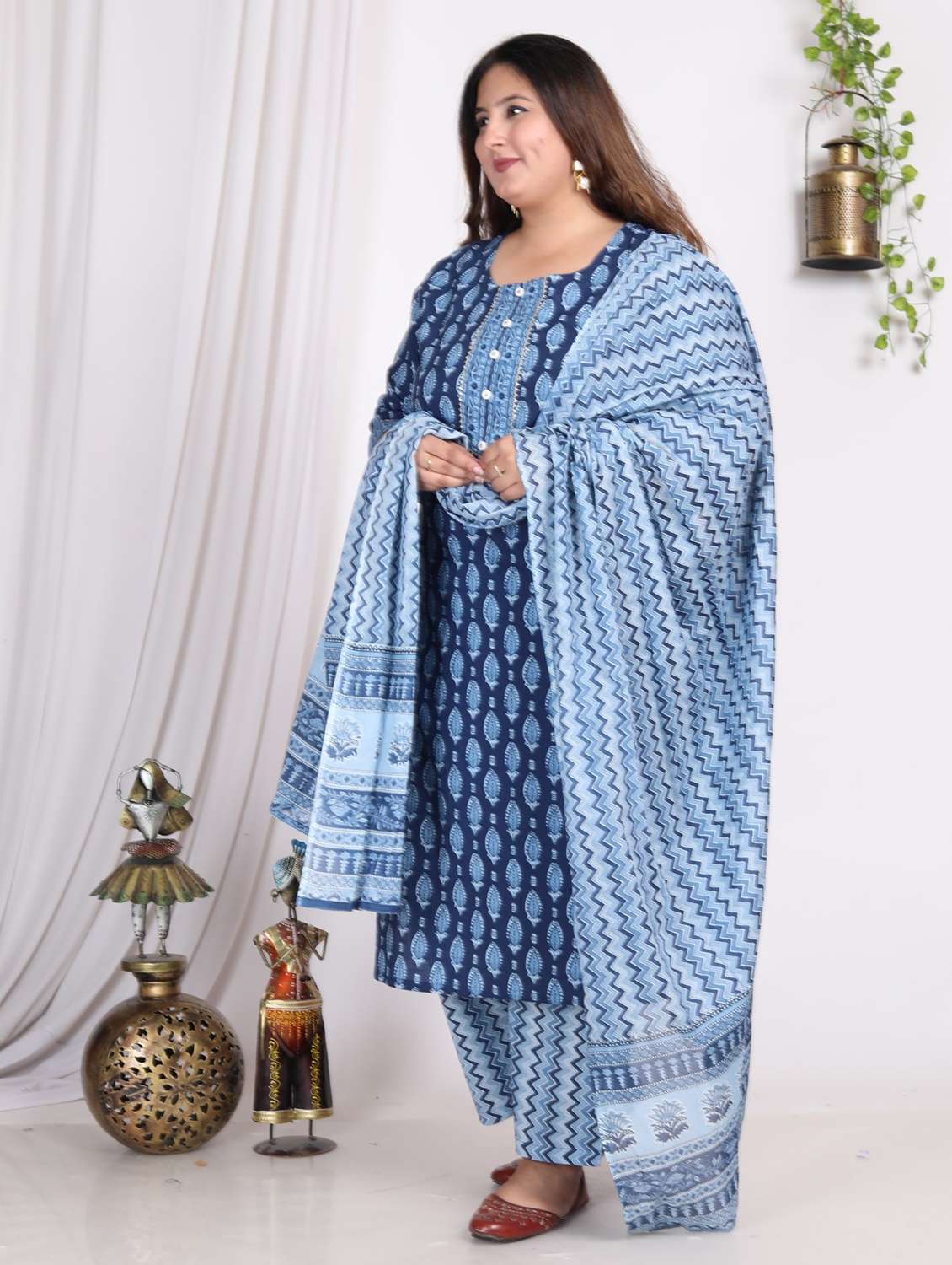 women printed three quarter sleeve kurta pant with dupatta set - 22076473 -  Standard Image - 2