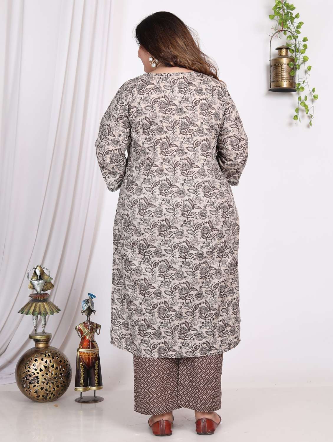 Women Printed Three Quarter Sleeve Kurta Pant With Dupatta Set - 22076474 -  Standard Image - 2