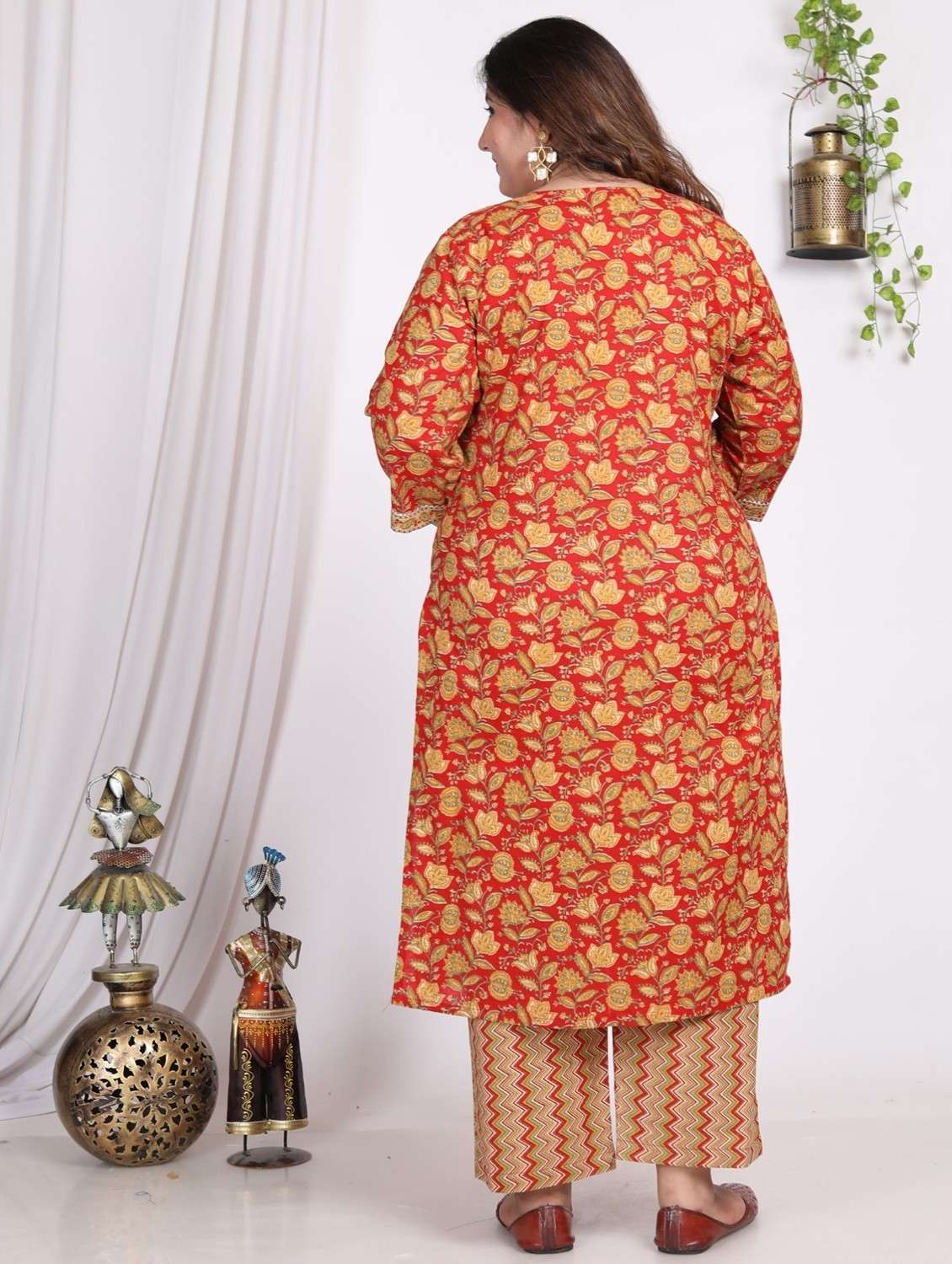 women printed three quarter sleeve kurta pant with dupatta set - 22076476 -  Standard Image - 2