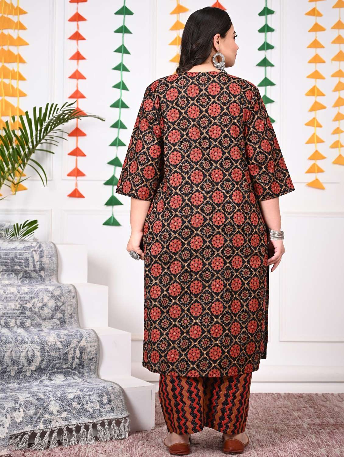 women printed three quarter sleeve kurta pant with dupatta set - 22076483 -  Standard Image - 2