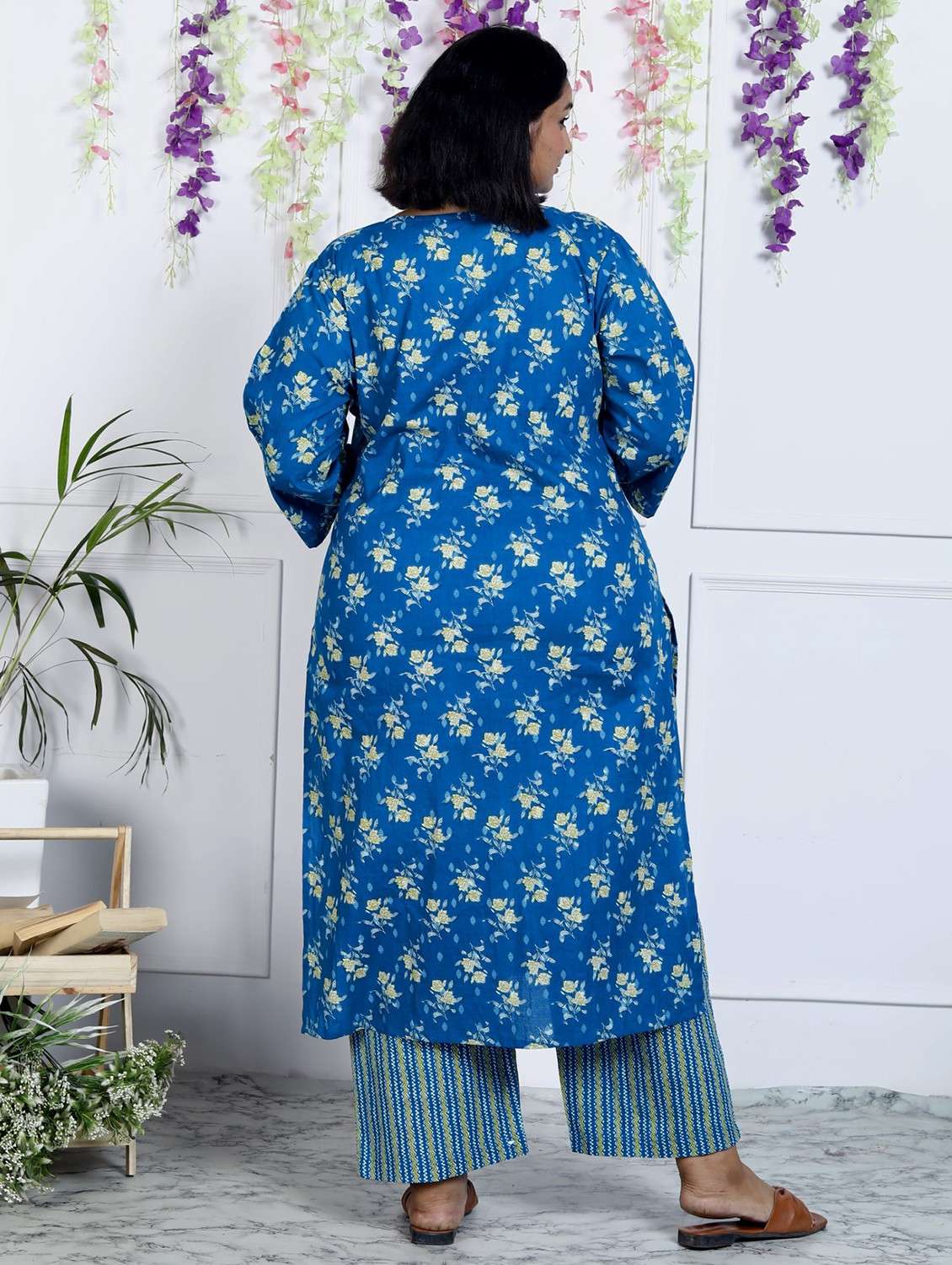 women floral printed three quarter sleeve kurta pant with dupatta set - 22076497 -  Standard Image - 2