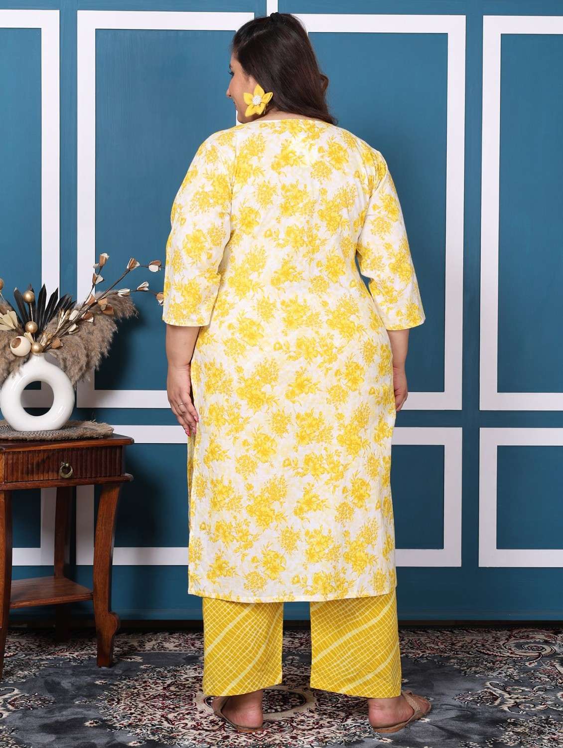 women floral printed three quarter sleeve kurta pant with dupatta set - 22076506 -  Standard Image - 2