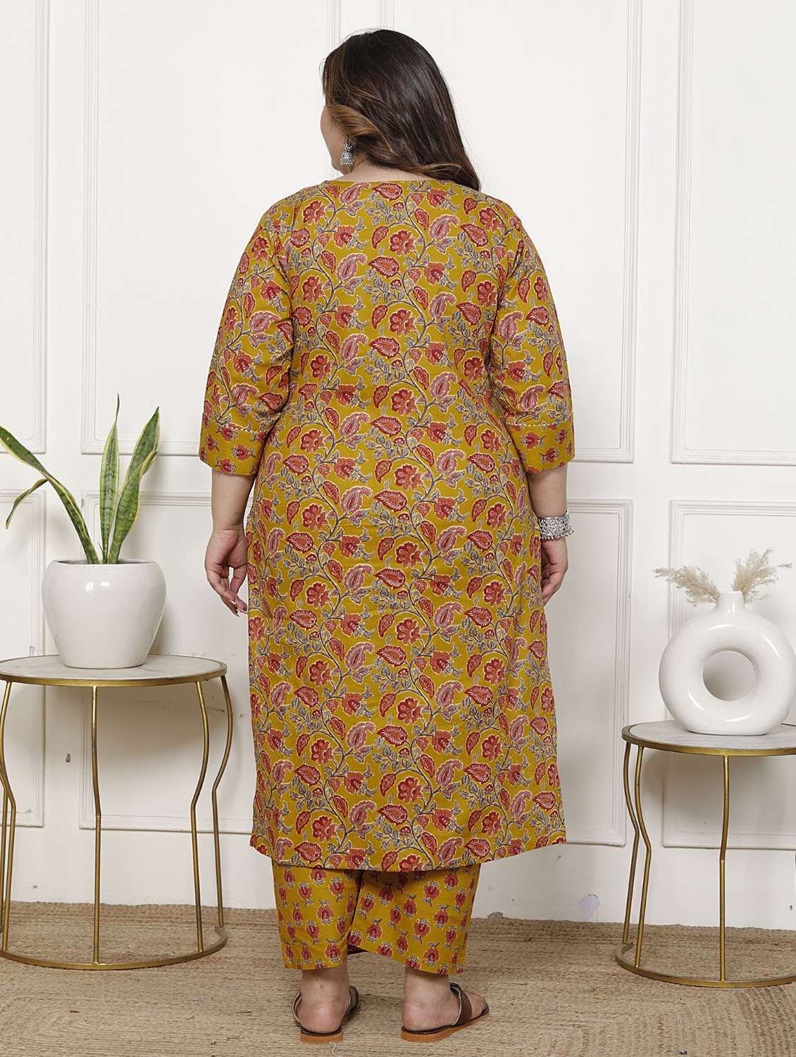 women floral printed three quarter sleeve kurta pant with dupatta set - 22076524 -  Standard Image - 2