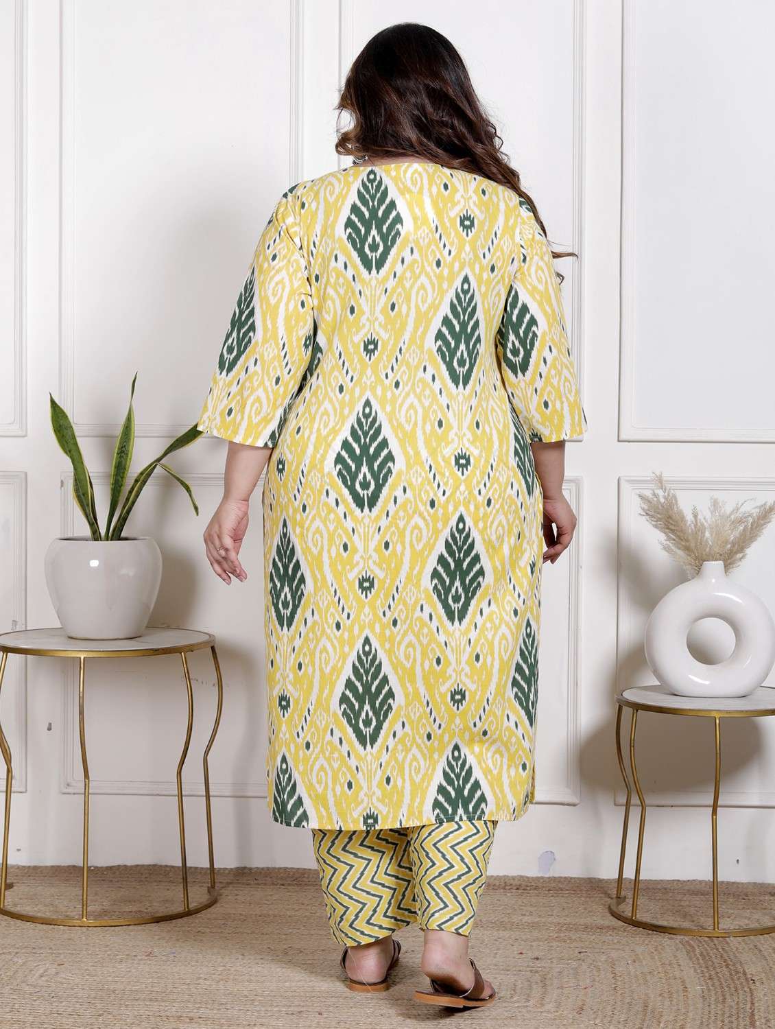 women ikat printed three quarter sleeve kurta pant with dupatta set - 22076528 -  Standard Image - 2