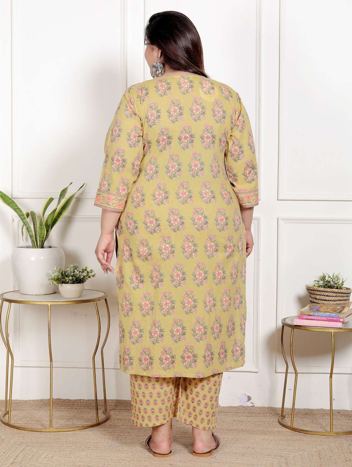 women floral printed three quarter sleeve kurta pant with dupatta set - 22076529 -  Standard Image - 2