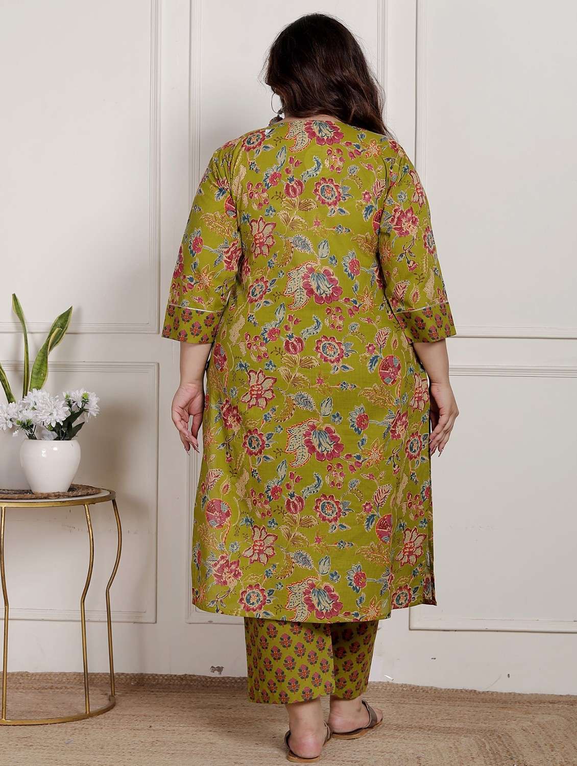 women floral printed three quarter sleeve kurta pant with dupatta set - 22076554 -  Standard Image - 2